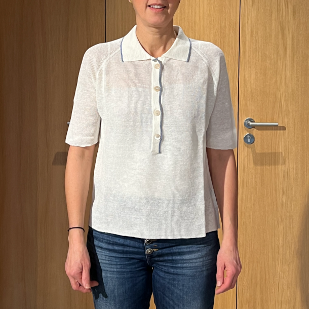 GRAN SASSO - Polo 4 Boutons - Blanc et ligne bleue 1