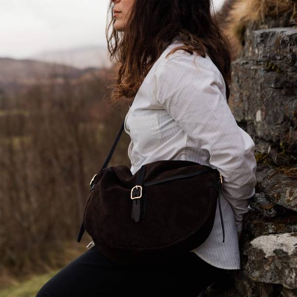 Bleu de Chauffe - Sac Femme -  Musette du pêcheur demi-lune Margot - Marron Foncé 1